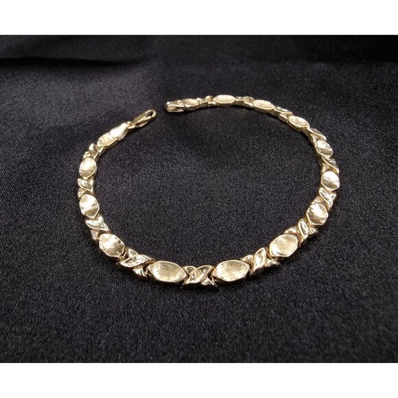 10K Solid Gold Oval Link Bracelet Made In Turkey With Lobster Clasp - Picture 1 of 6